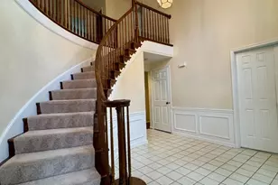 8470 Clover Leaf Dr, McLean, VA 22102 - Photo 2