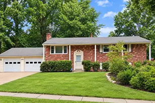6914 Hadlow Dr, Springfield, VA 22152 - Photo 1