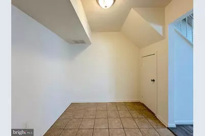 8632 Walutes Circle #B, Alexandria, VA 22309 - Photo 6