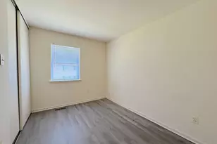 8632 Walutes Cir, Alexandria, VA 22309 - Photo 12