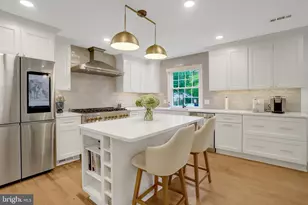 8718 Waterford Rd, Alexandria, VA 22308 - Photo 14