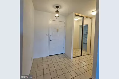 8340 Greensboro Drive #721, McLean, VA 22102 - Photo 4