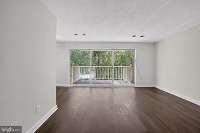 [Address not provided], Alexandria, VA 22303 - Photo 8