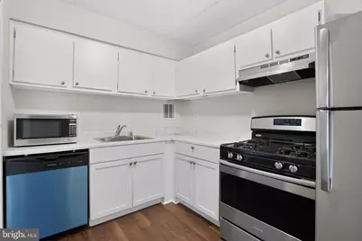 [Address not provided], Alexandria, VA 22303 - Photo 2