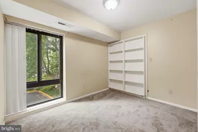 6143 Leesburg #301, Falls Church, VA 22041 - Photo 14