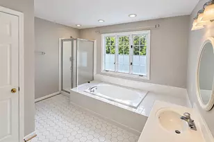 6503 Susan Barkley Ct, Alexandria, VA 22315 - Photo 16
