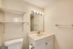 2530 Leeds Rd, Oakton, VA 22124 - Photo 28