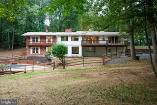 2530 Leeds Rd, Oakton, VA 22124 - Photo 16