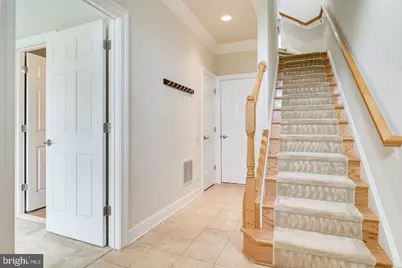 9548 Canonbury Square, Fairfax, VA 22031 - Photo 6