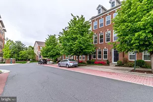 9548 Canonbury Square, Fairfax, VA 22031 - Photo 4