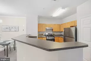 13329 Connor Dr, Centreville, VA 20120 - Photo 12