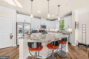 6104 Fairview Farm Dr, Alexandria, VA 22315 - Photo 12