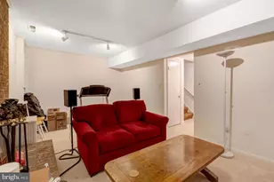 4523 Garbo Ct, Annandale, VA 22003 - Photo 20
