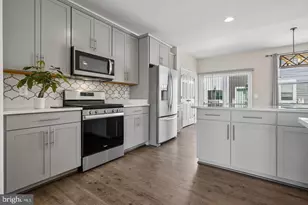 8358 Sallyport St, Lorton, VA 22079 - Photo 6