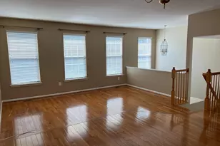 8818 Royal Doulton Ln, Fairfax, VA 22031 - Photo 20