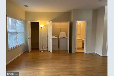 8818 Royal Doulton Lane, Fairfax, VA 22031 - Photo 10
