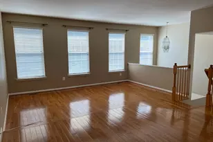 8818 Royal Doulton Ln, Fairfax, VA 22031 - Photo 18