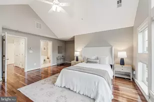 2068 Beacon Heights Dr, Reston, VA 20191 - Photo 22