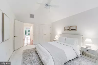 2068 Beacon Heights Drive, Reston, VA 20191 - Photo 30