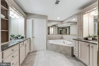 2068 Beacon Heights Drive, Reston, VA 20191 - Photo 60