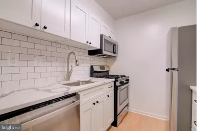 5916 Cove Landing Road #301, Burke, VA 22015 - Photo 8