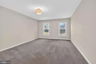 1302 Clayborne House Ct, McLean, VA 22101 - Photo 30