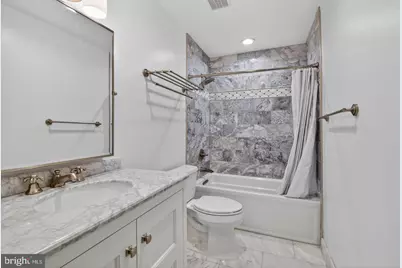 1302 Clayborne House Court, McLean, VA 22101 - Photo 38