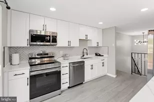 2592 Viking Dr, Herndon, VA 20171 - Photo 8