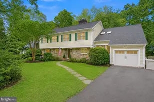3202 Juniper Ln, Falls Church, VA 22044 - Photo 2
