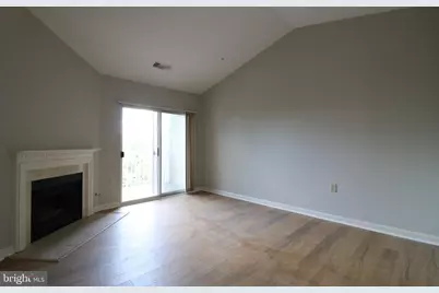 2204 Westcourt Lane #405, Herndon, VA 20170 - Photo 8