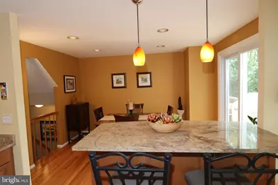 9041 White Rose Lane, Fairfax, VA 22031 - Photo 8