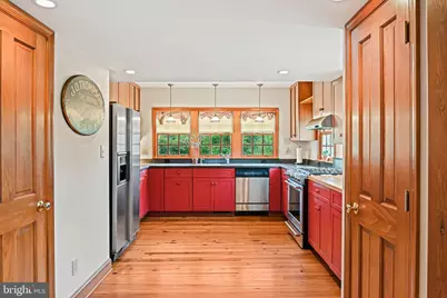 1101 Walker Road, Great Falls, VA 22066 - Photo 8