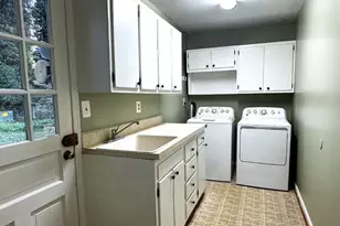 9612 Whitecedar Ct, Vienna, VA 22181 - Photo 26