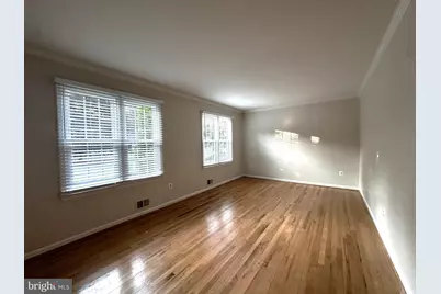 9612 Whitecedar Court, Vienna, VA 22181 - Photo 4