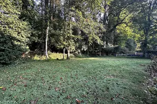 9612 Whitecedar Ct, Vienna, VA 22181 - Photo 28