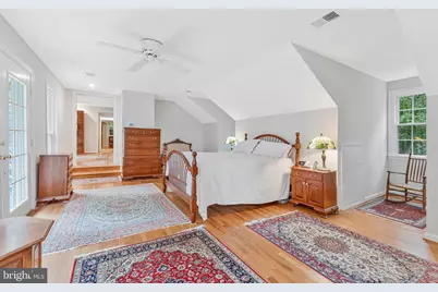 9222 Jeffery Road, Great Falls, VA 22066 - Photo 34
