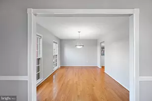 10691 John Ayres Dr, Fairfax, VA 22032 - Photo 6