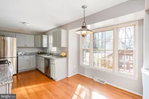 10691 John Ayres Dr, Fairfax, VA 22032 - Photo 16