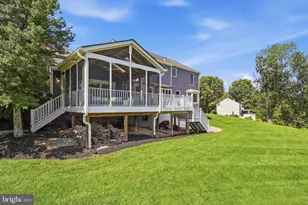 2817 Berryland Dr, Oakton, VA 22124 - Photo 48