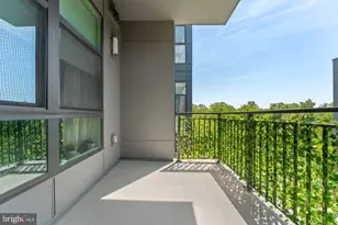 1761 Old Meadow Rd, McLean, VA 22102 - Photo 28