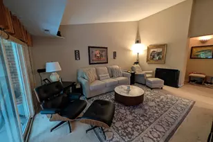 11821 Breton Ct, Reston, VA 20191 - Photo 2