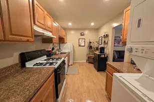 11821 Breton Ct, Reston, VA 20191 - Photo 6