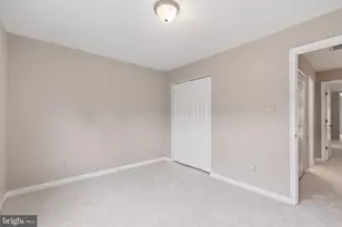 1986 Logan Manor Dr, Reston, VA 20190 - Photo 24