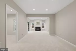 1986 Logan Manor Dr, Reston, VA 20190 - Photo 26