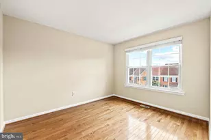 2112 Hutchison Grove Ct, Falls Church, VA 22043 - Photo 28