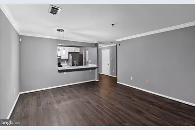 5565 Seminary Road #110, Falls Church, VA 22041 - Photo 6