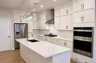 7556 Sawyer Farm Wy, McLean, VA 22102 - Photo 4