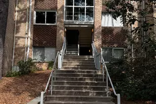 8000 Chanute Pl, Falls Church, VA 22042 - Photo 1