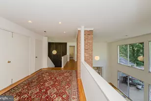 2101 Whiteoaks Dr, Alexandria, VA 22306 - Photo 48