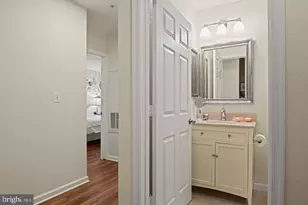 12908 Fair Briar Ln, Fairfax, VA 22033 - Photo 26